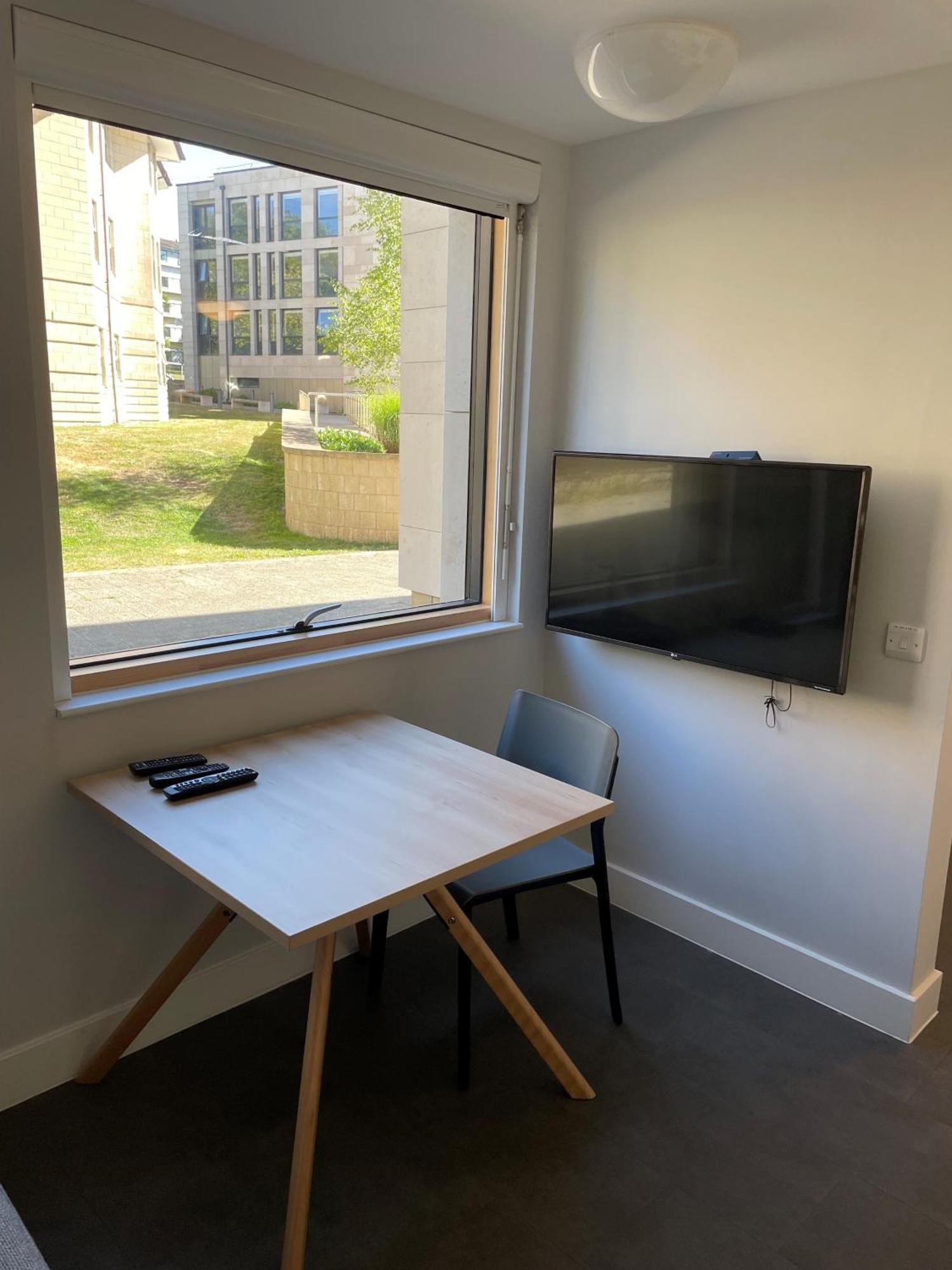 University Of Bath Summer Accommodation Room photo
